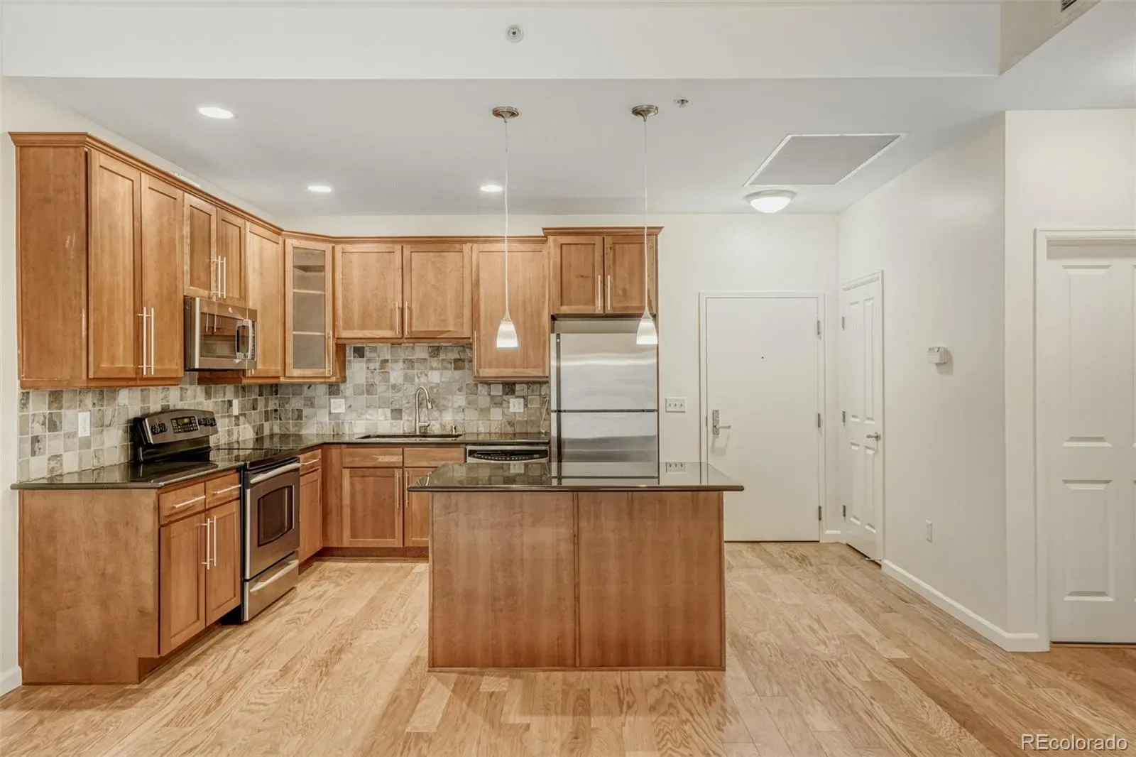 03292026030305 1600 13