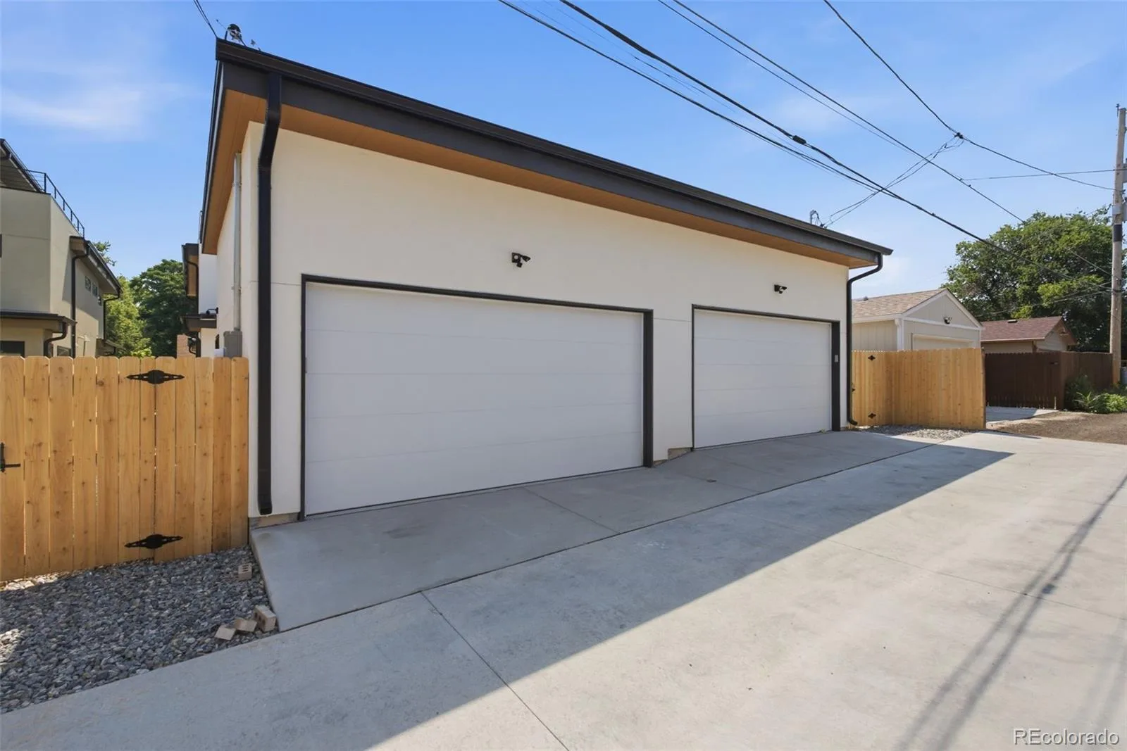 3215 S Sherman Street Englewood CO 80113 MLS #REC2810461 07092026130734 1600 38