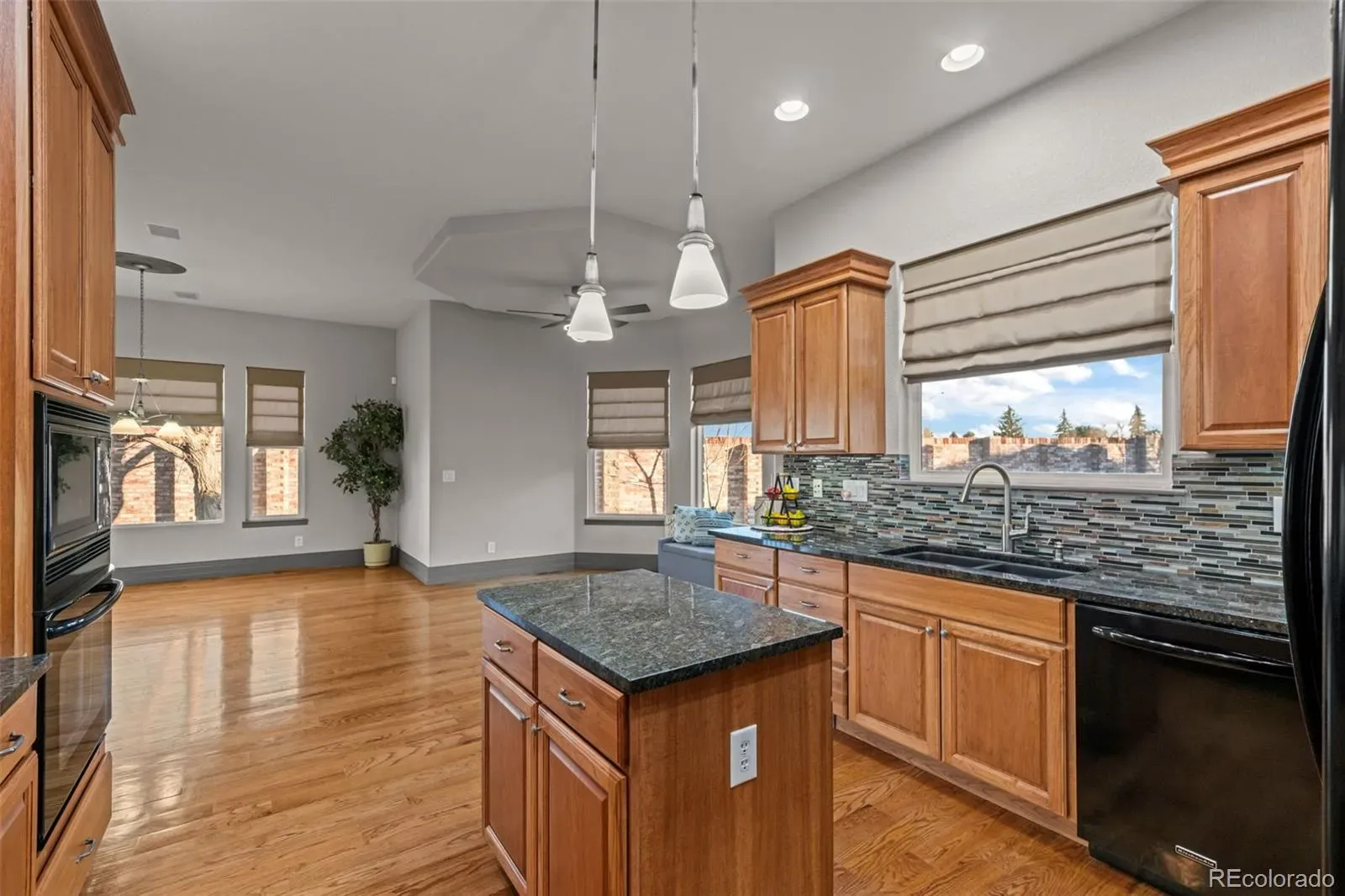 03112026213310 1600 9