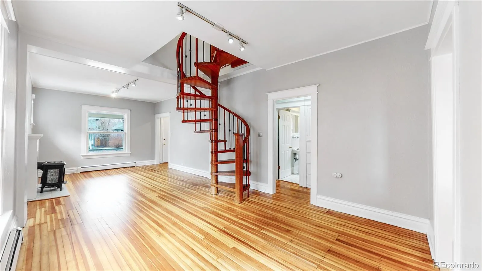 04072026205808 1600 6