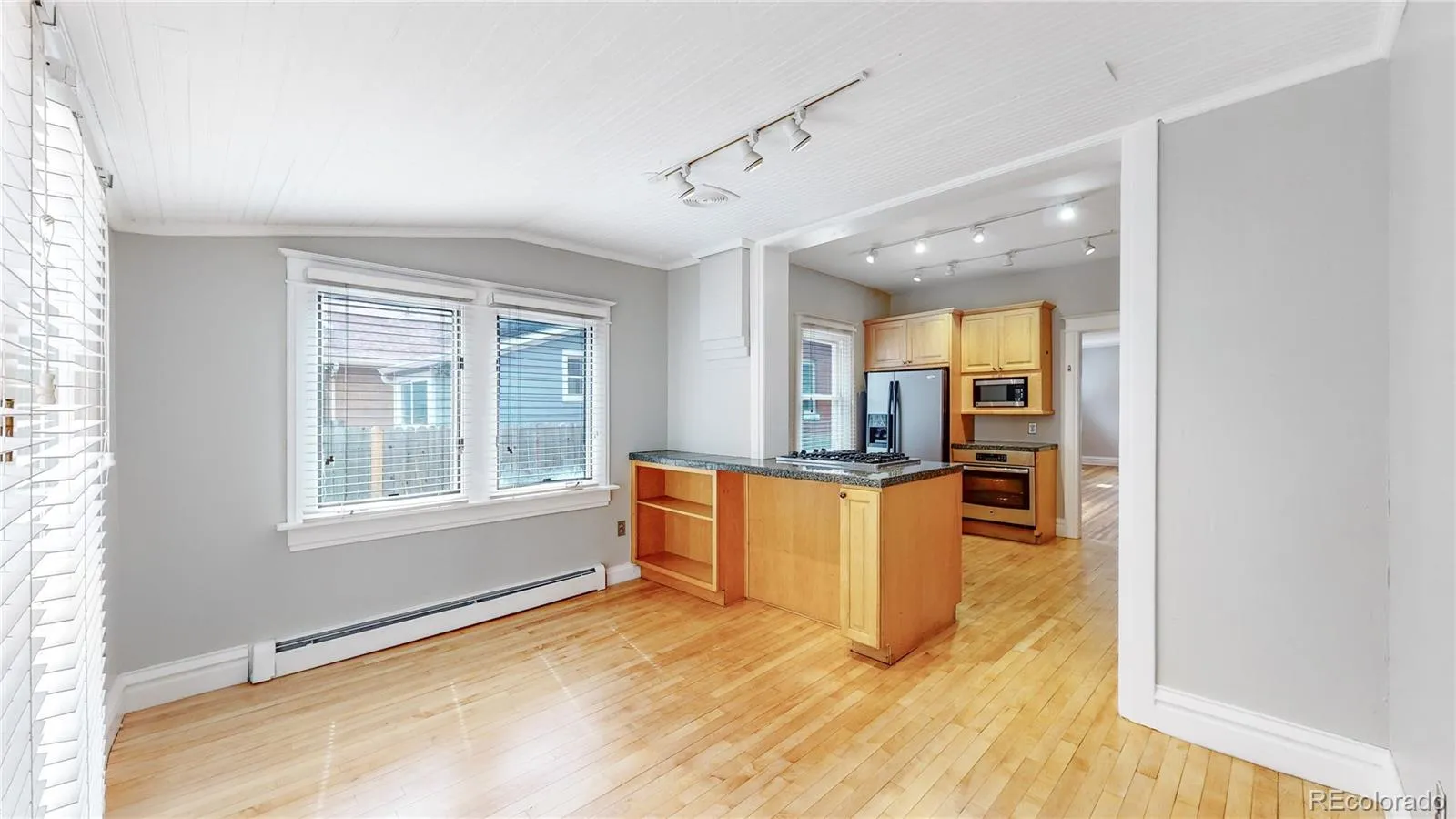 04072026205808 1600 7