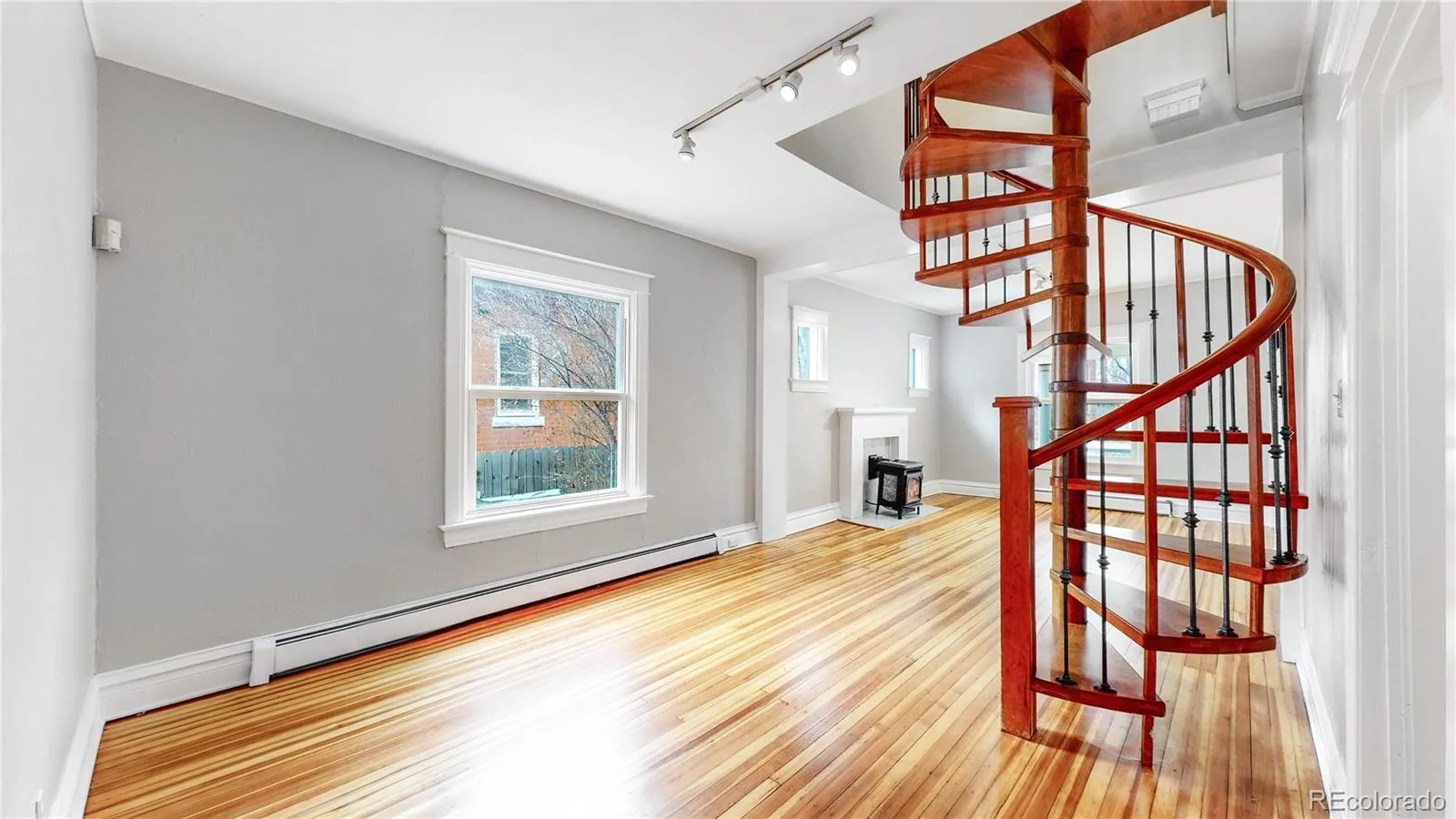 04072026205808 1600 8