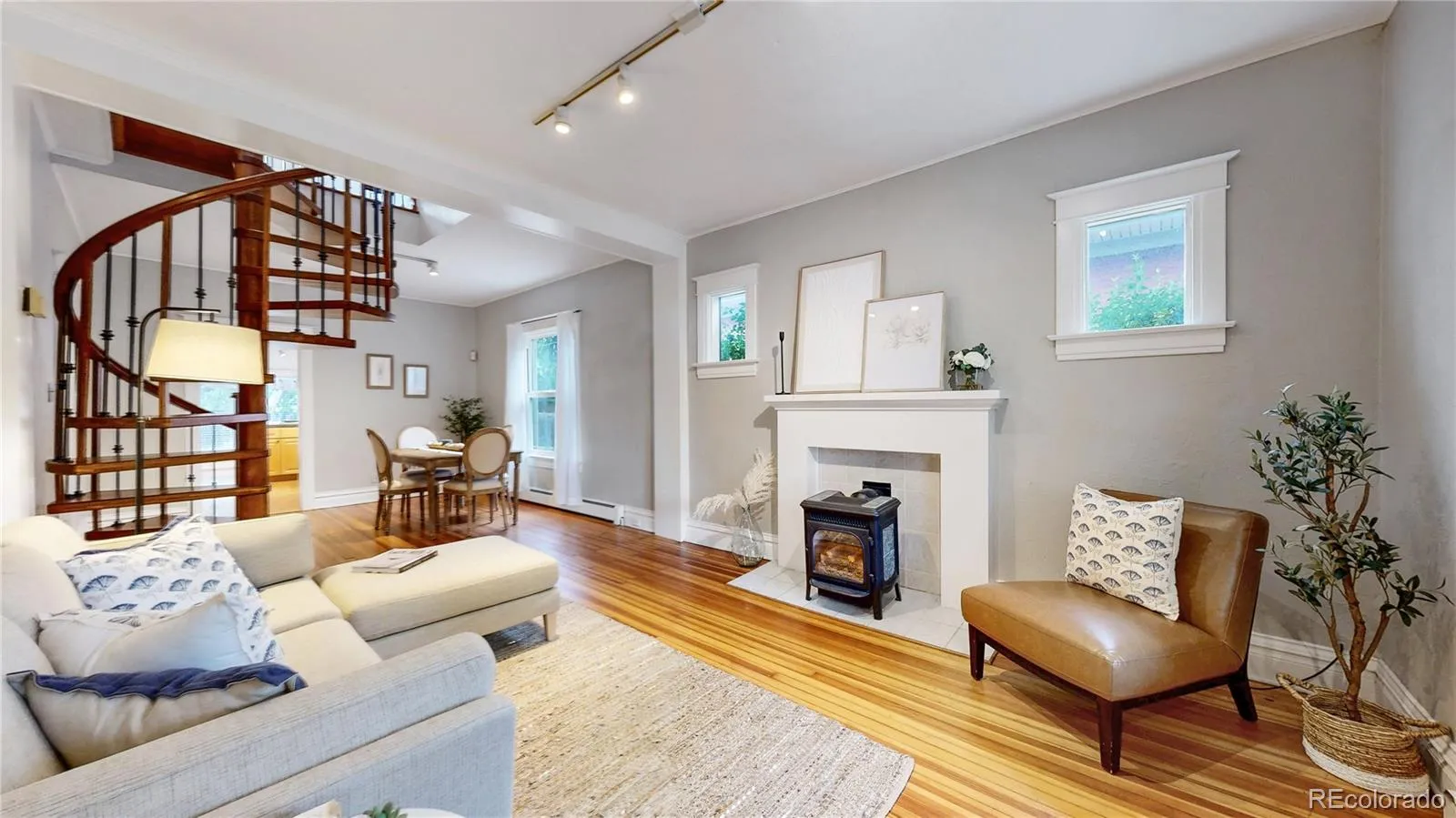 218 S Emerson Street Denver CO 80209 MLS #REC2811818 05222026220021 1600 1