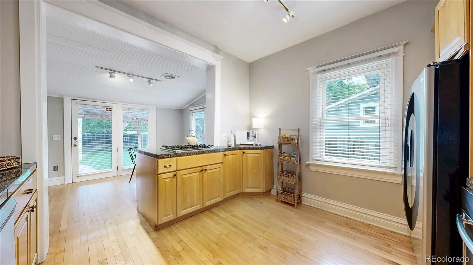 218 S Emerson Street Denver CO 80209 MLS #REC2811818 05222026220021 1600 7