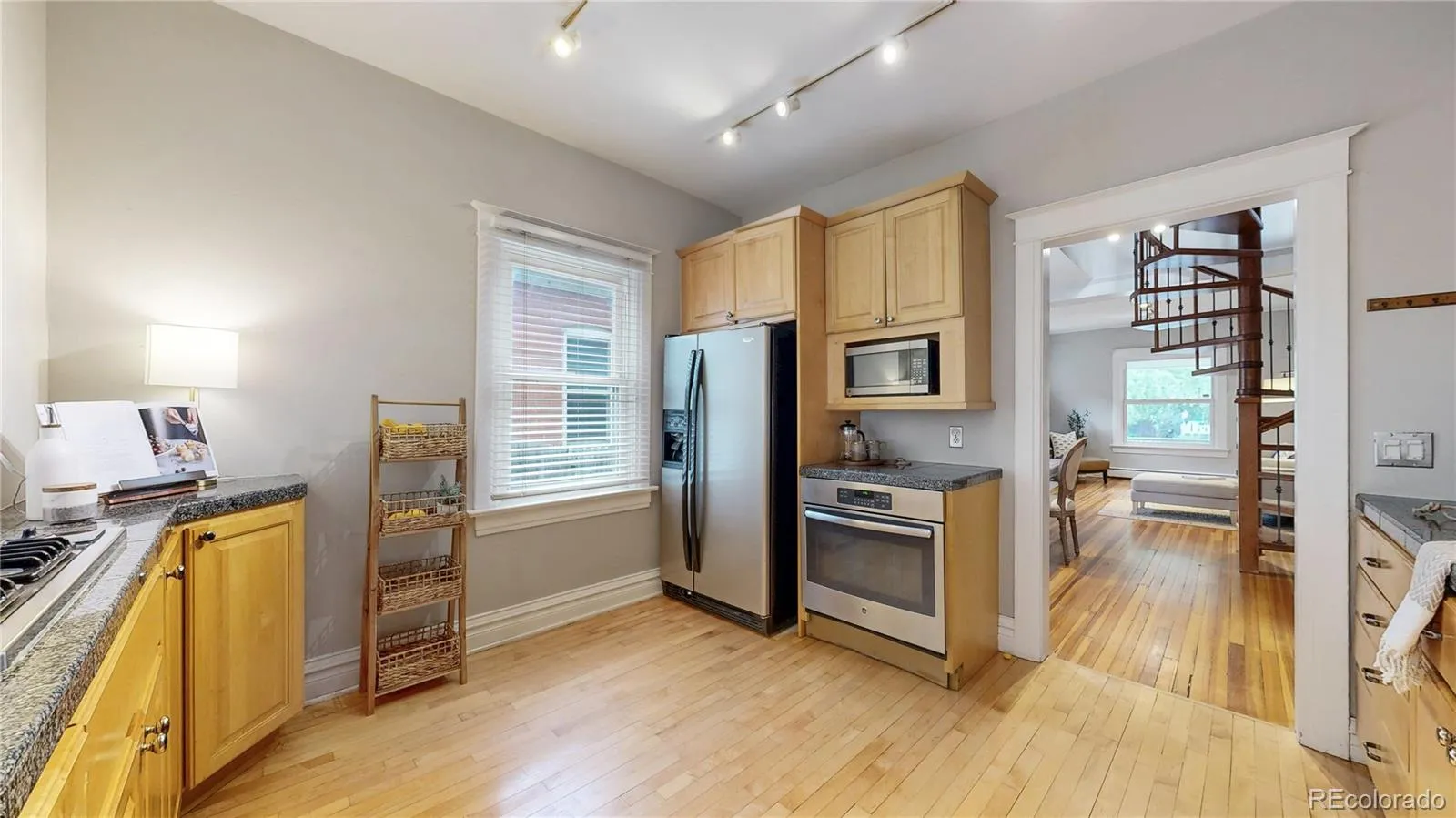 218 S Emerson Street Denver CO 80209 MLS #REC2811818 05222026220021 1600 8