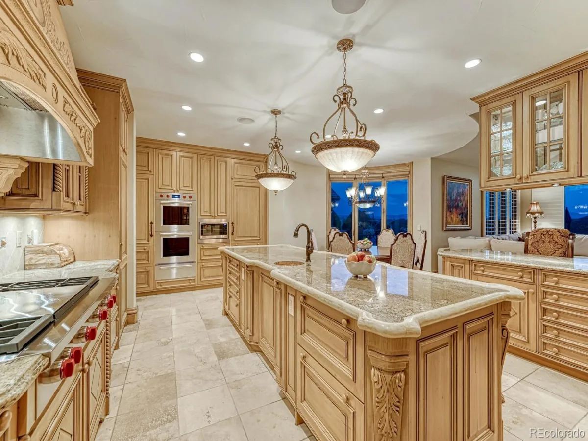 5684 Amber Ridge Drive Castle Pines CO 80108 | MLS #REC2811999 08262026180653 1200 9