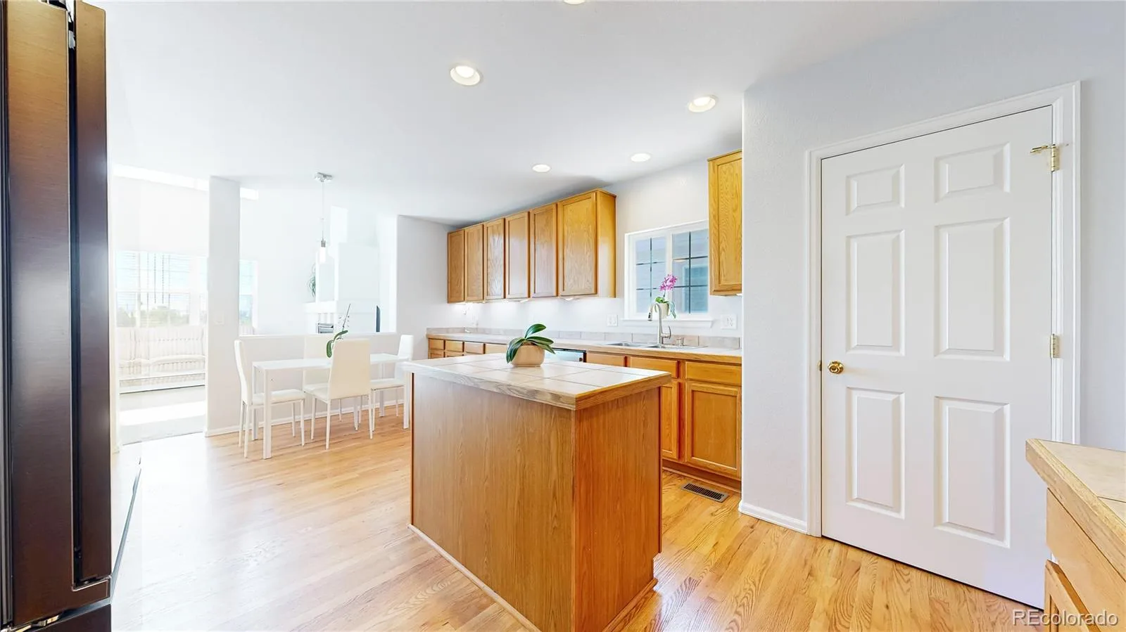 5312 Nelson Street Arvada CO 80002 MLS #REC2813382 07032026192957 1600 8