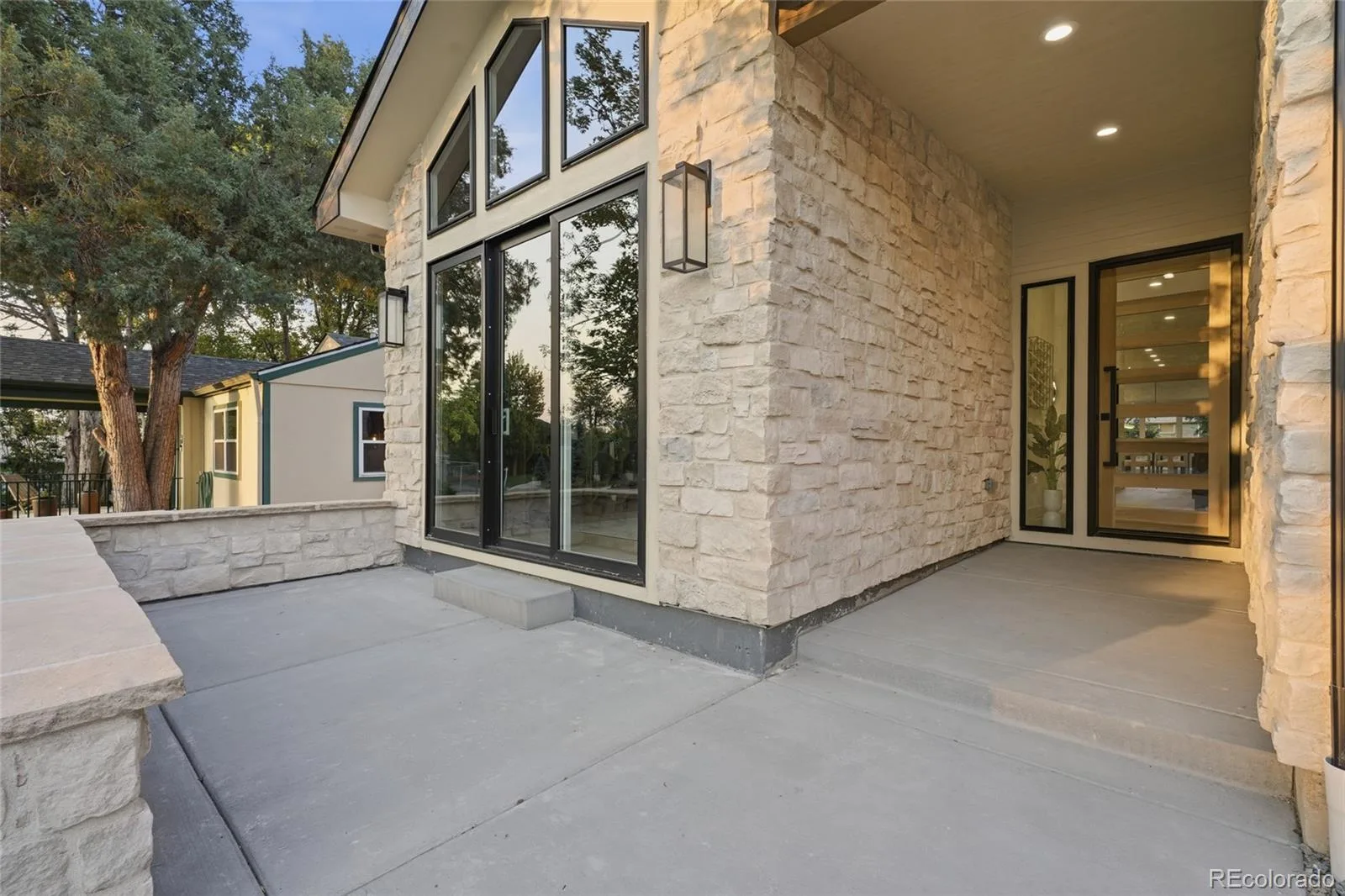 2934 S Bellaire Street Denver CO 80222 | MLS #REC2814290 08072026212524 1600 2