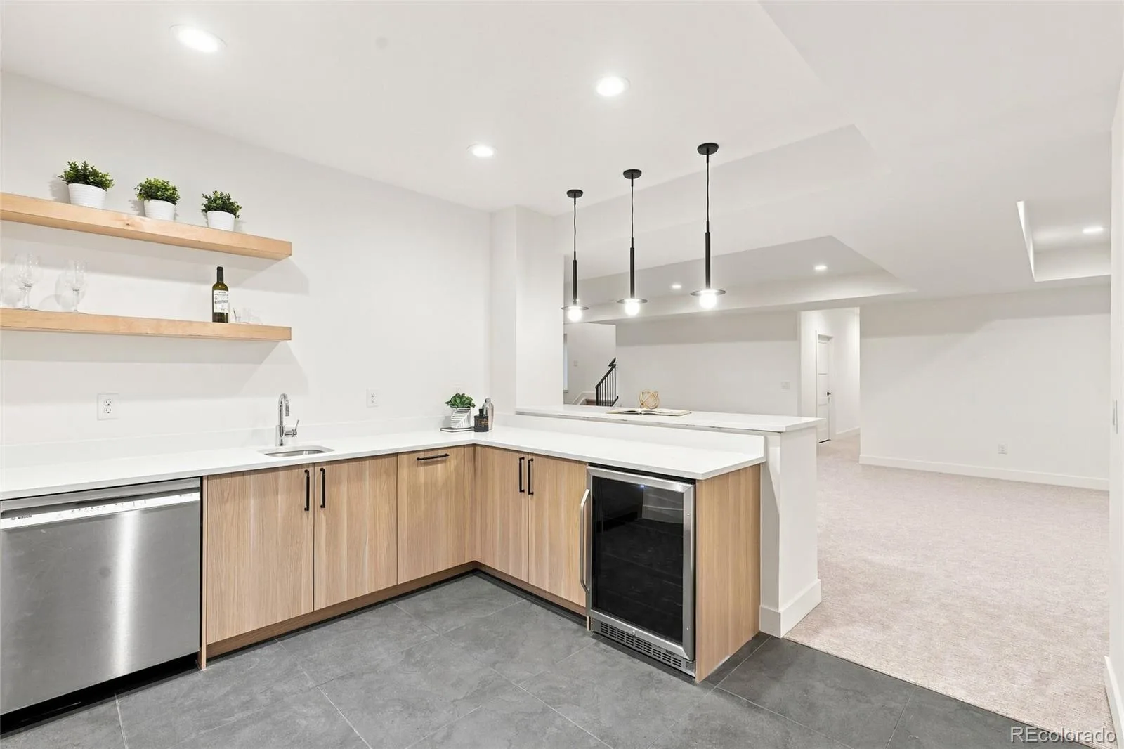 2934 S Bellaire Street Denver CO 80222 | MLS #REC2814290 08072026212524 1600 34
