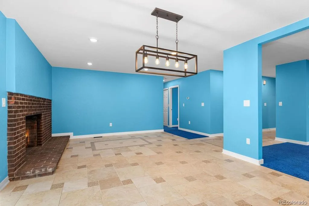 12978 E Elgin Drive Denver CO 80239 MLS #REC2814582 05132026213622 1024 13