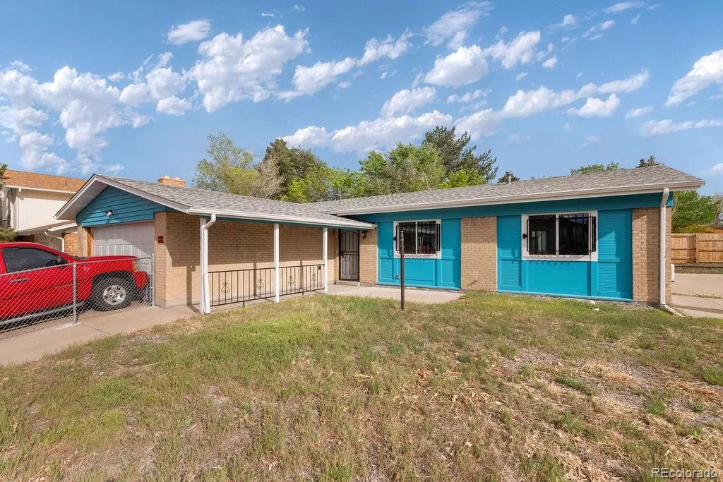 12978 E Elgin Drive Denver CO 80239 MLS #REC2814582 05132026213622 1024 24