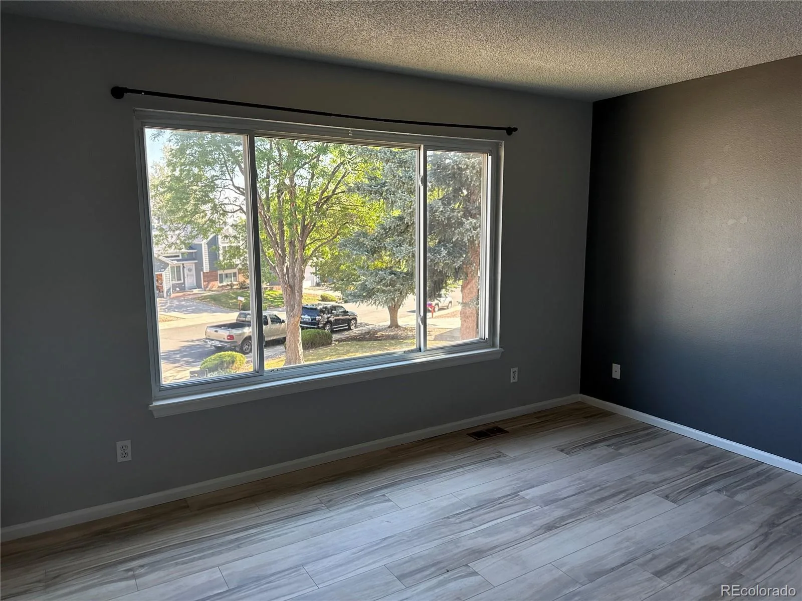 711 S Granby Circle Aurora CO 80012 | MLS #REC2814826 08162026202205 1600 14