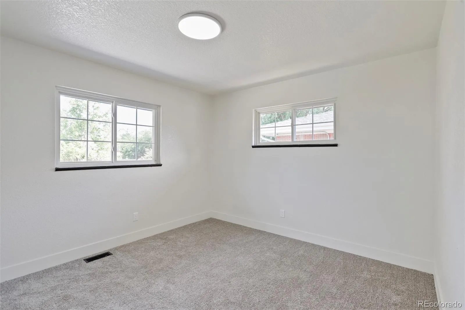 1350 S Allison Street Denver CO 80232 | MLS #REC2815770 08272026163450 1600 26