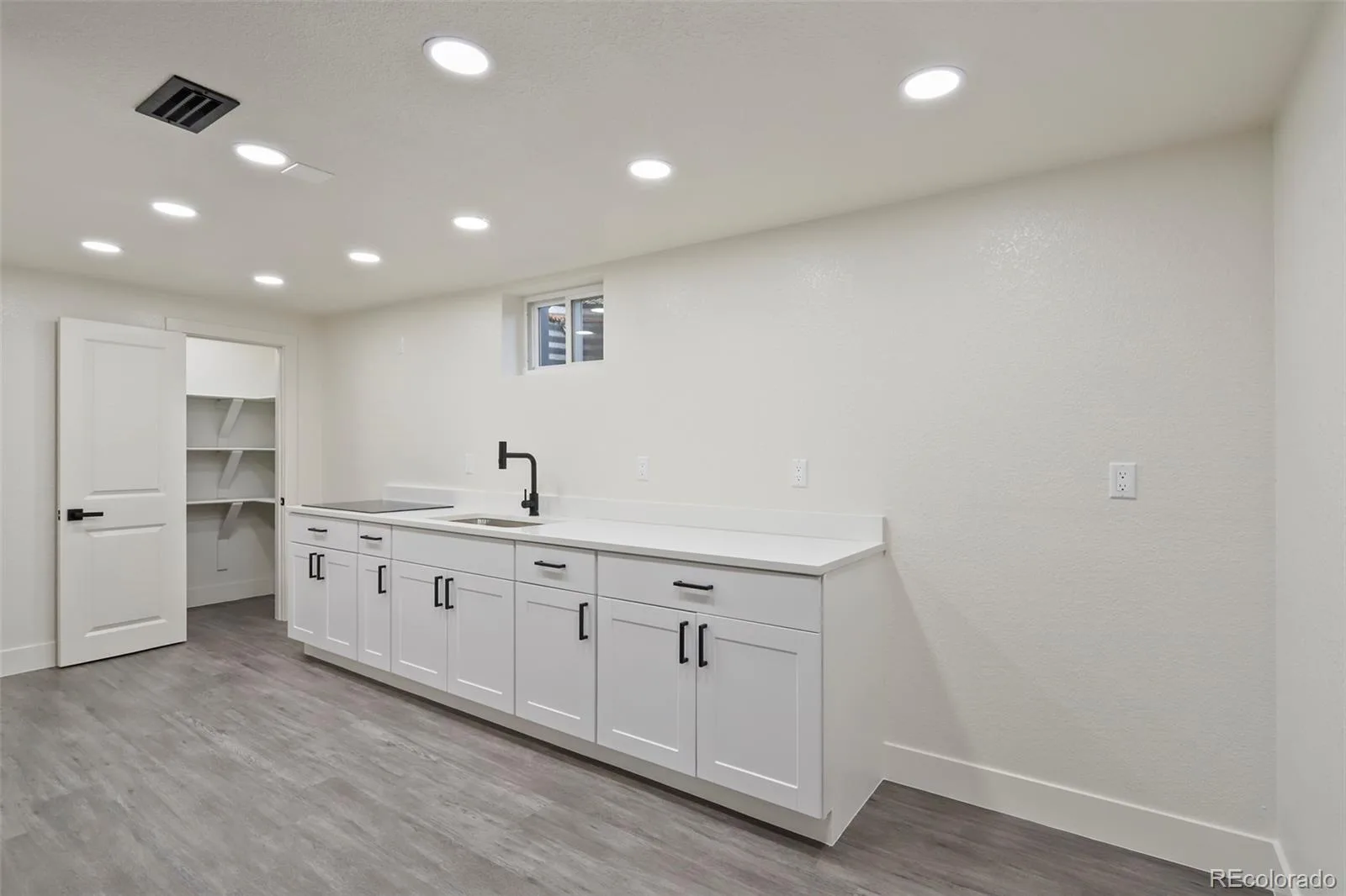 1350 S Allison Street Denver CO 80232 | MLS #REC2815770 08272026163450 1600 32