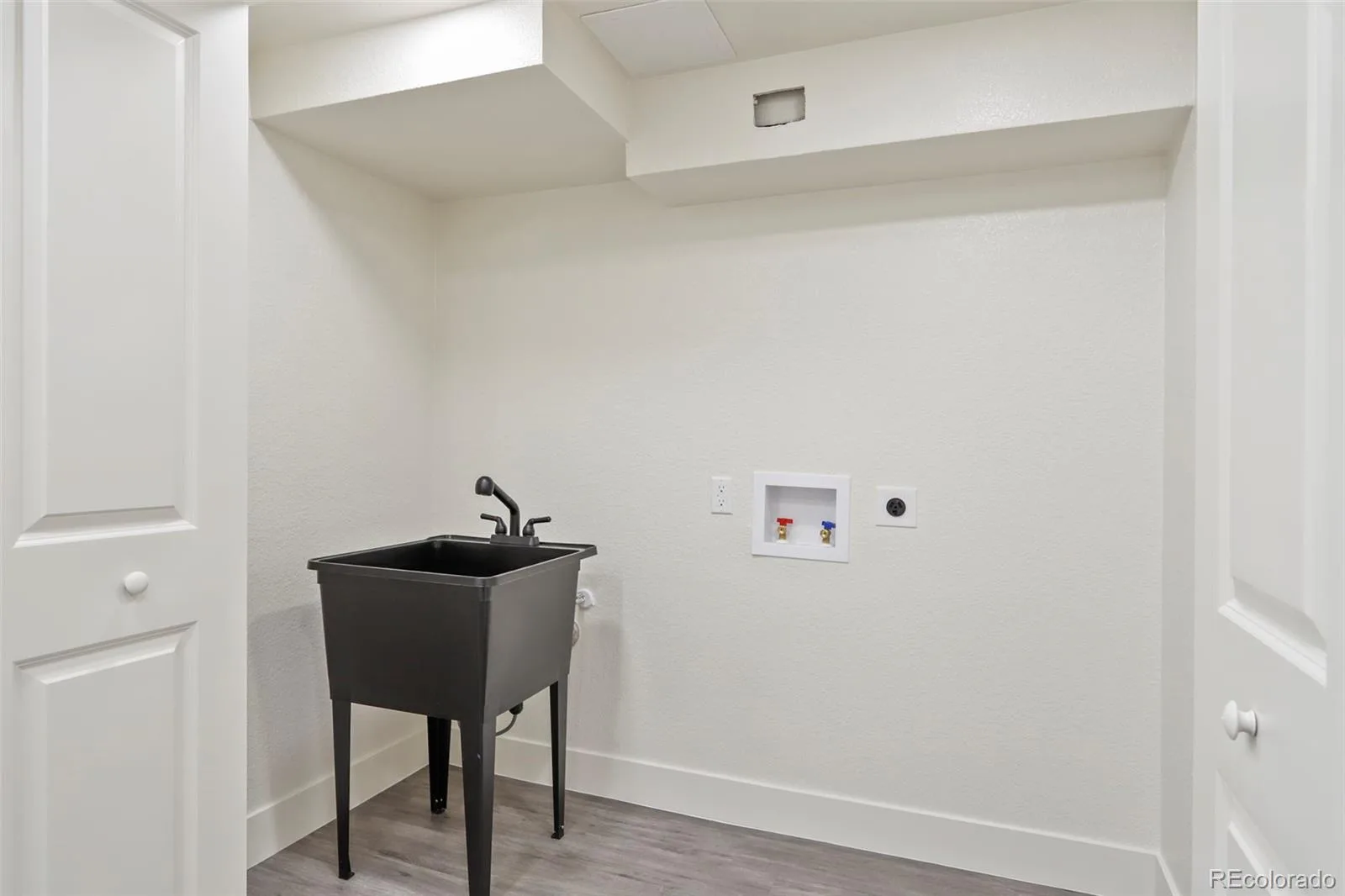 1350 S Allison Street Denver CO 80232 | MLS #REC2815770 08272026163450 1600 35