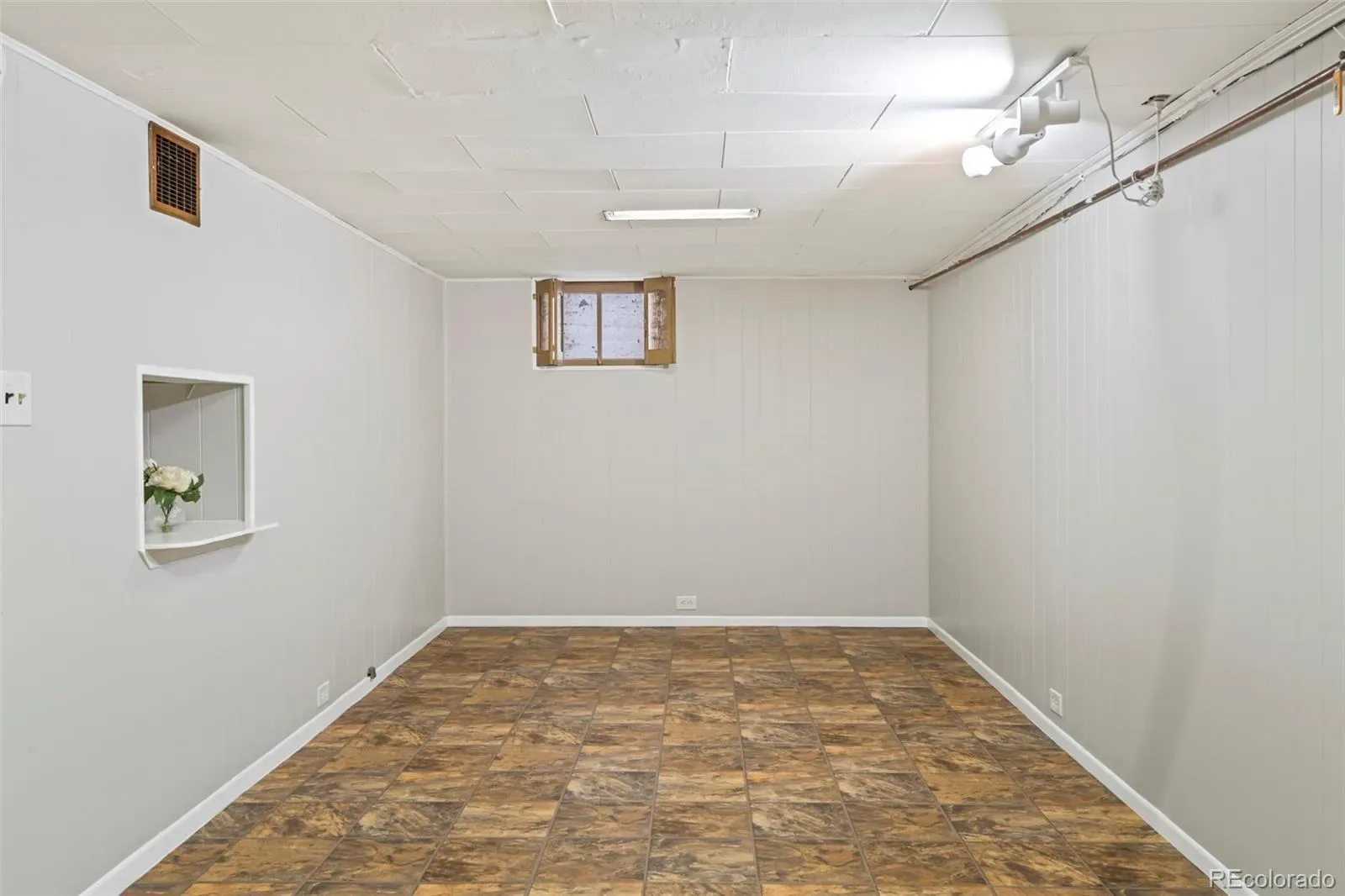 03122026161643 1600 19