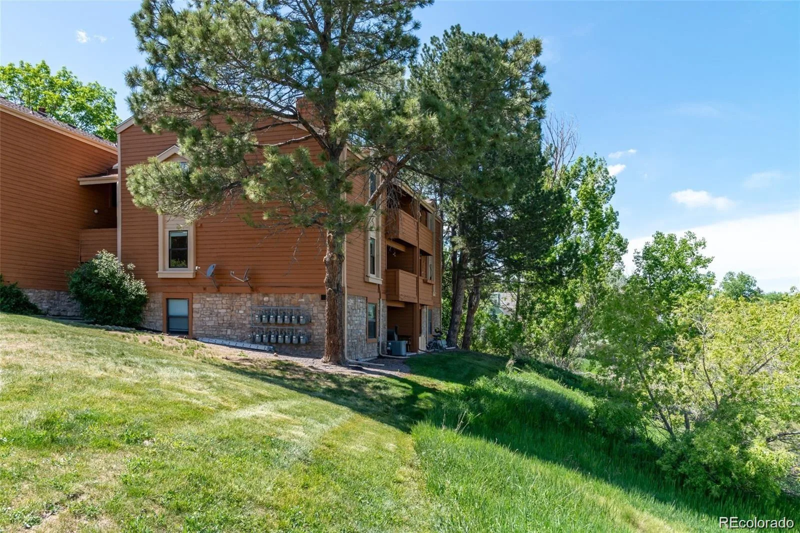 4274 S Salida Way #2 Aurora CO 80013 | MLS #REC2819428 10102026060505 1600 12