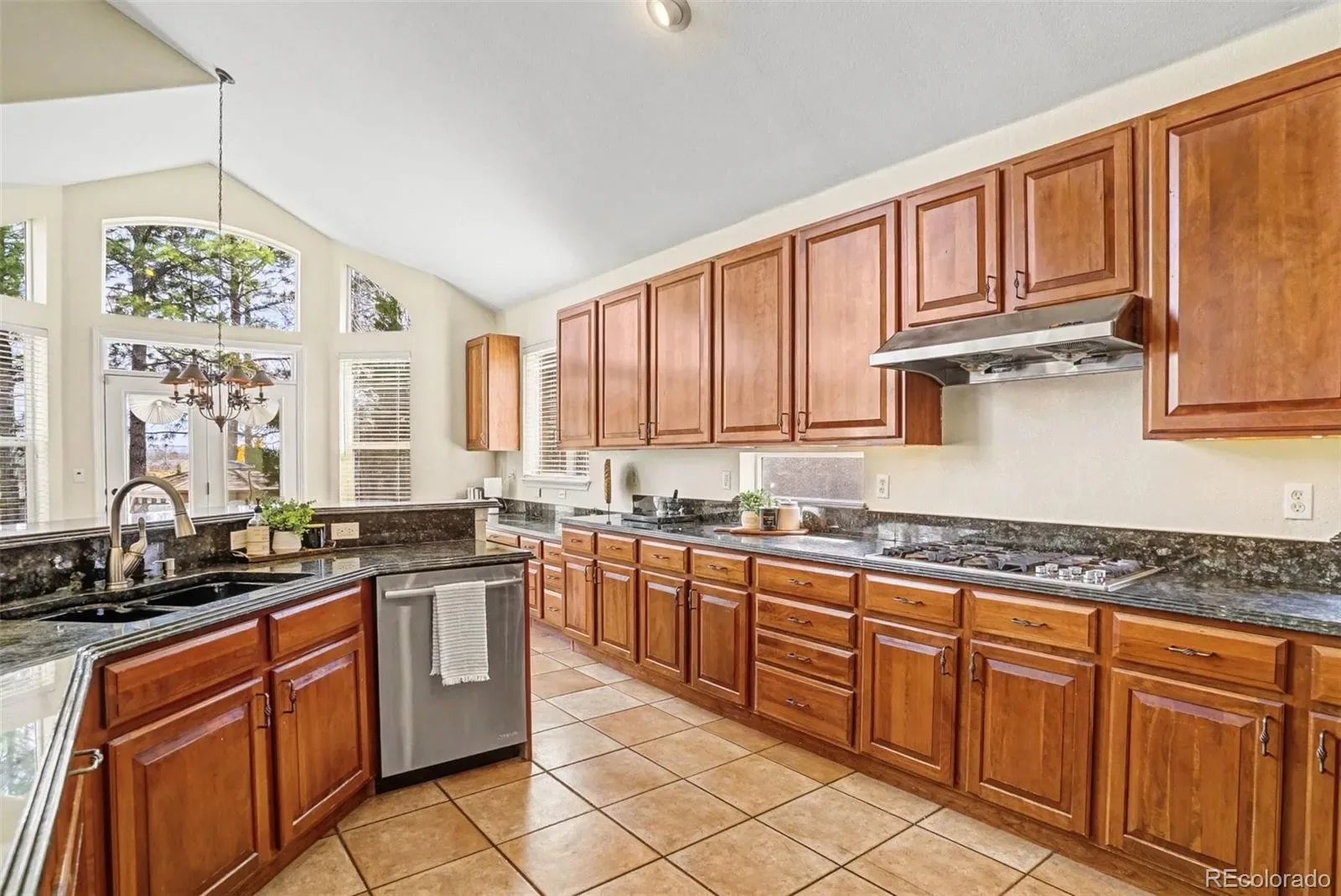 03292026222032 1600 11