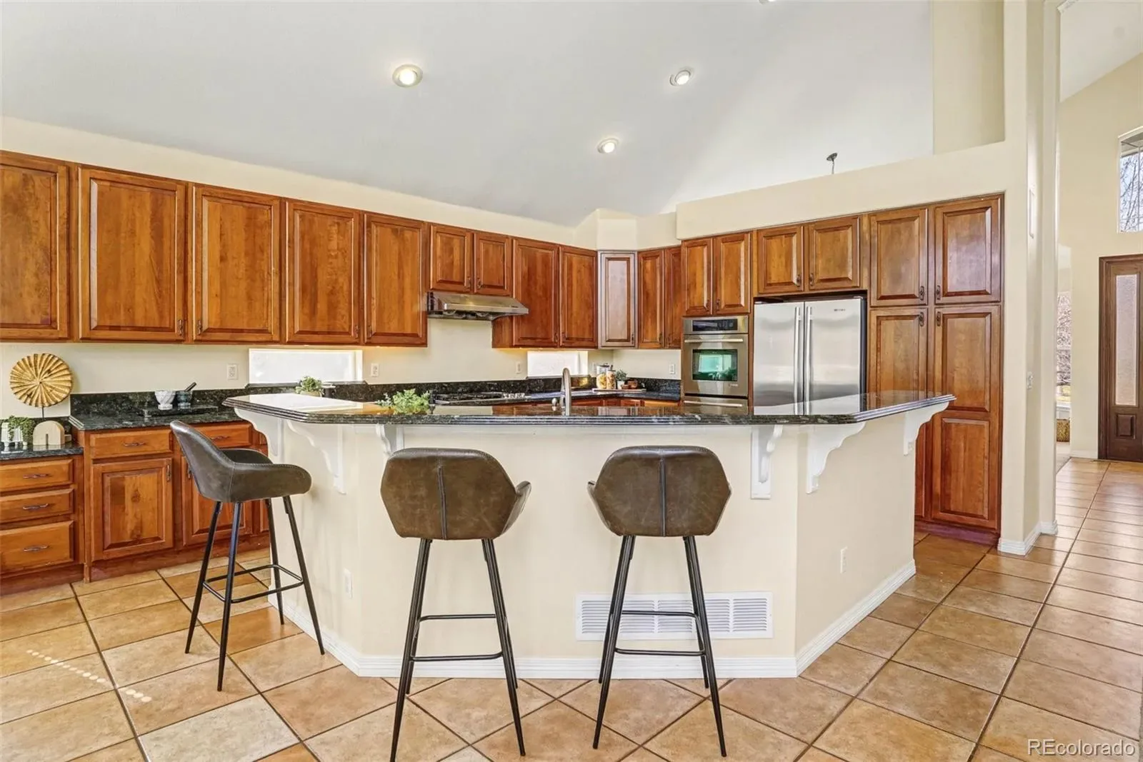 03292026222032 1600 12