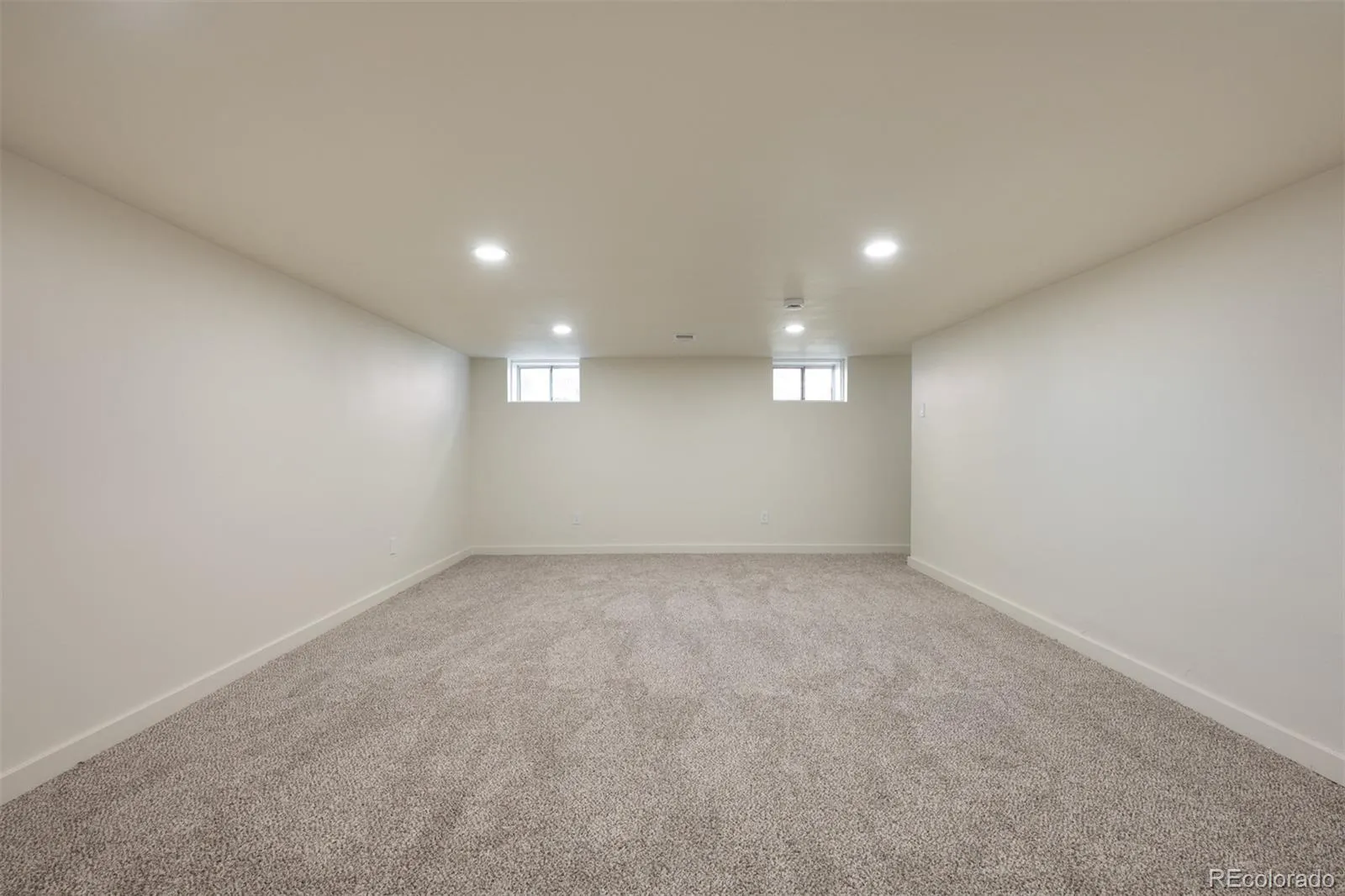 2056 S Lincoln Street Denver CO 80210 MLS #REC2821914 05132026205131 1600 13
