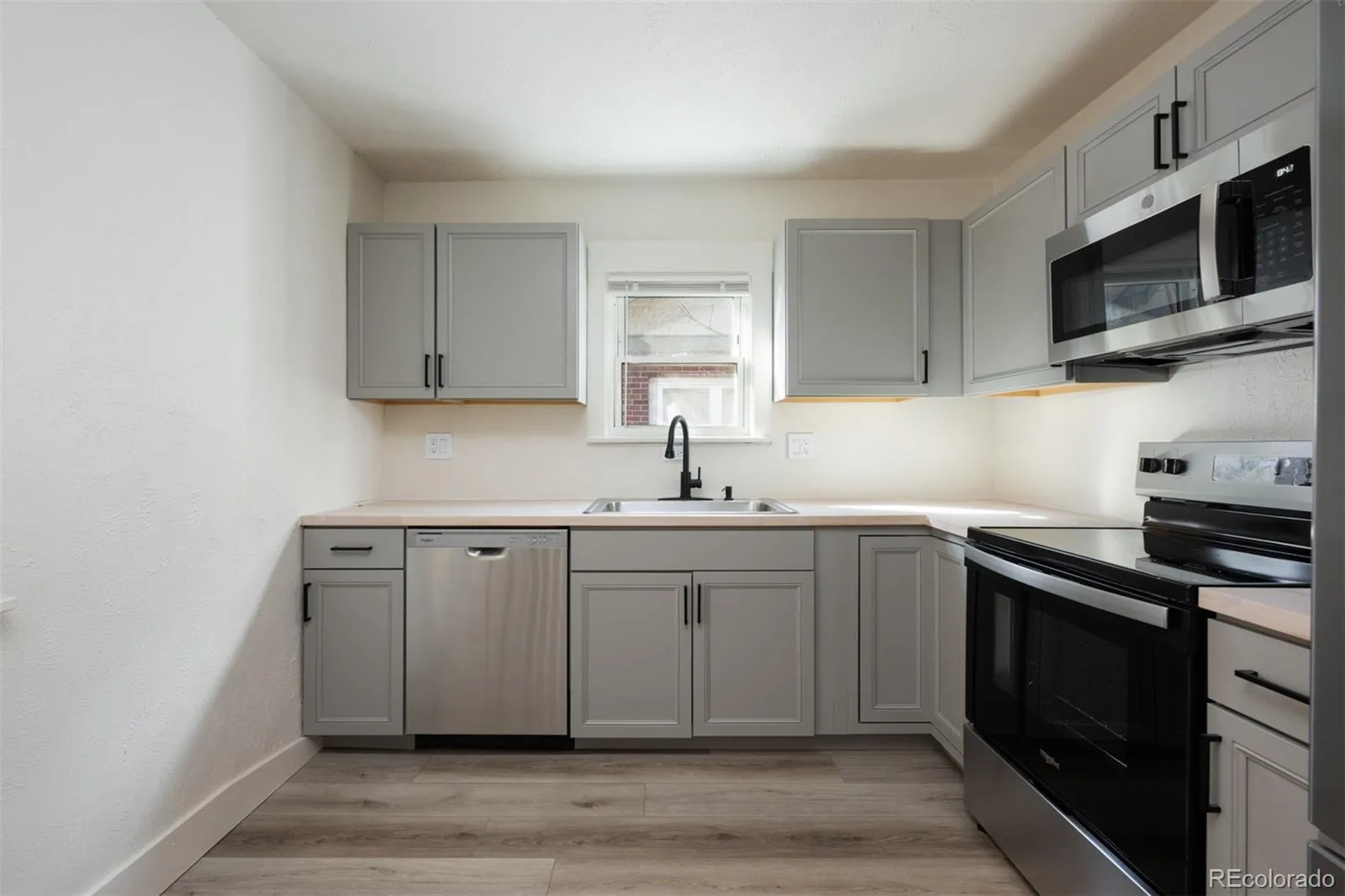 2056 S Lincoln Street Denver CO 80210 MLS #REC2821914 05132026205131 1600 5