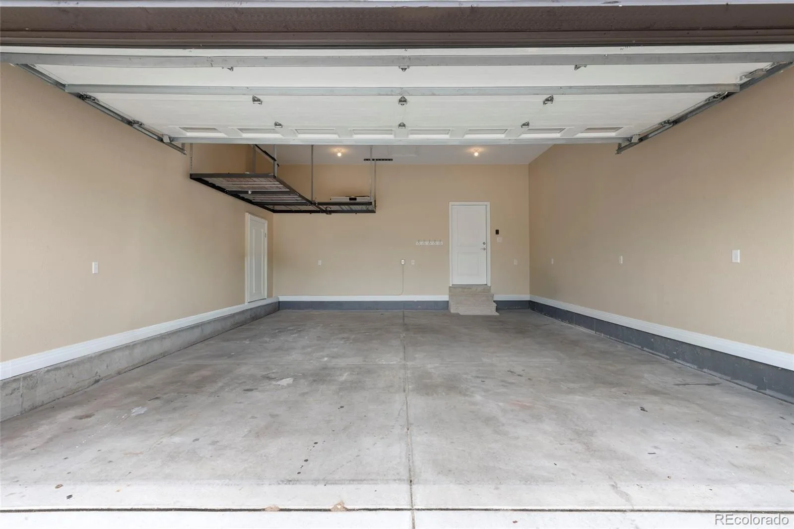 1131 S Balsam Court Lakewood CO 80232 | MLS #REC2822357 08132026070456 1600 40