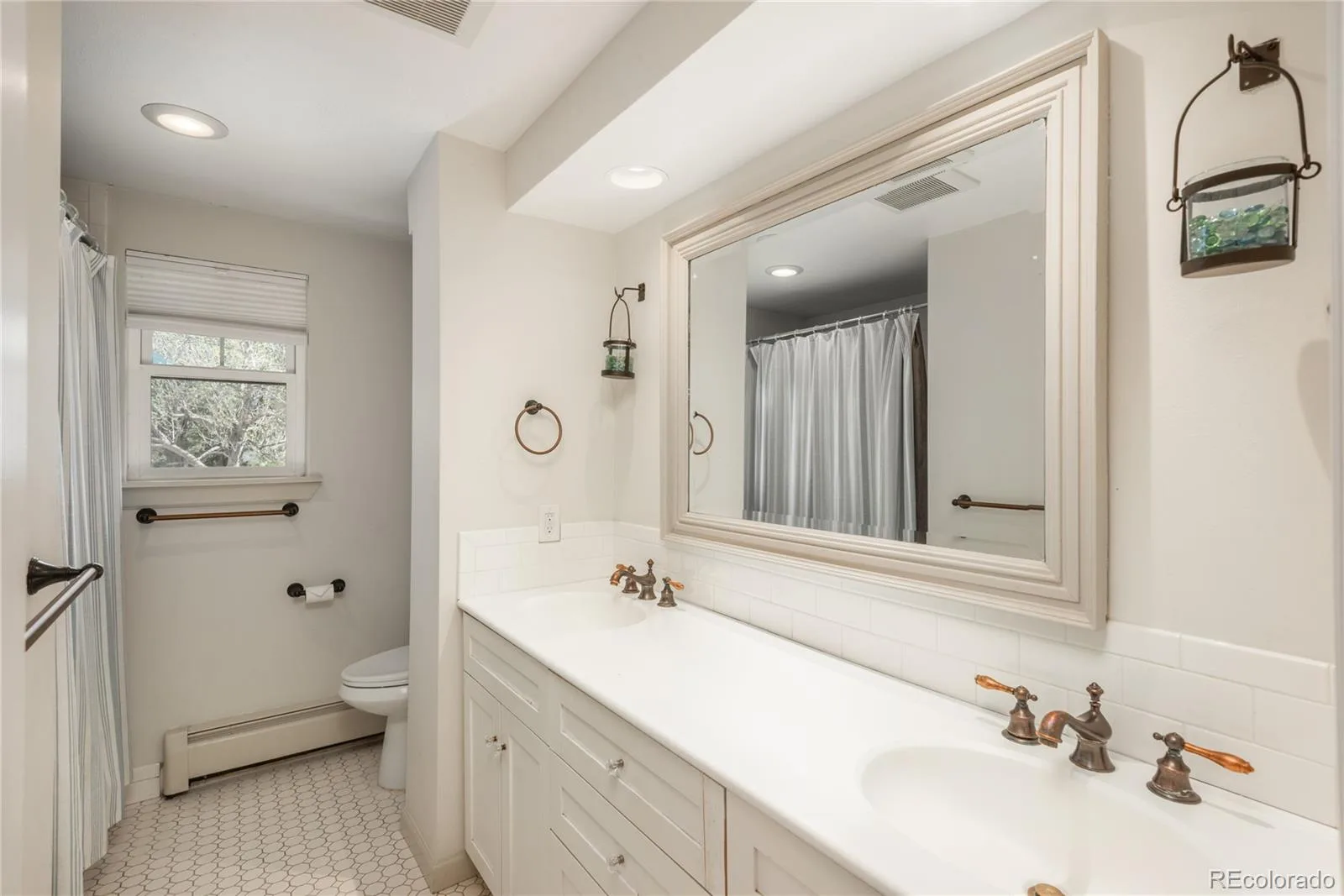 5000 S Chester Street Greenwood Village CO 80111 MLS #REC2822549 06162026015359 1600 19