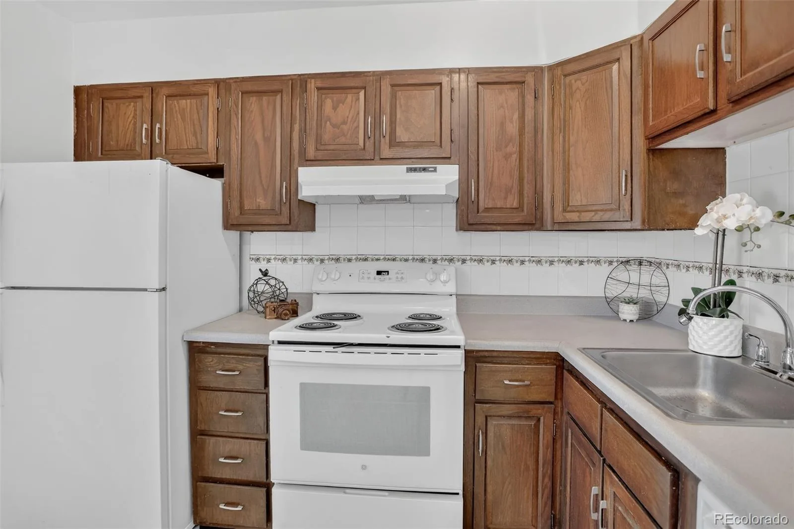 956 S Iola Street Aurora CO 80012 | MLS #REC2823055 10052026161947 1600 16