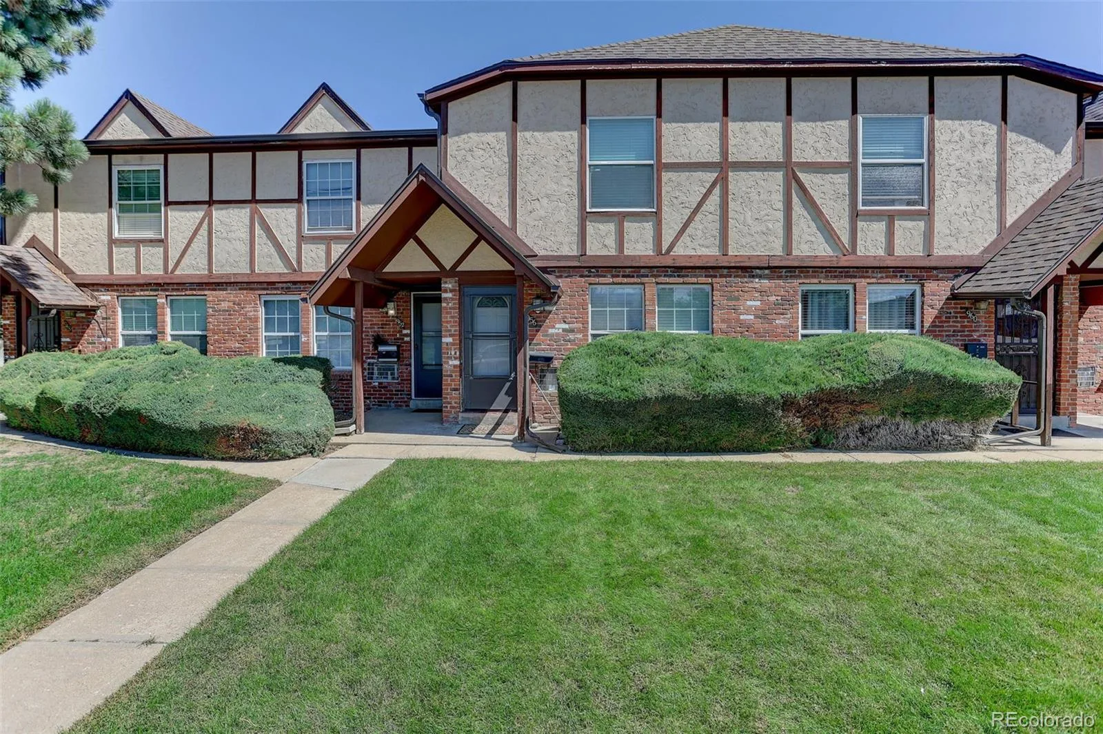 956 S Iola Street Aurora CO 80012 | MLS #REC2823055 10052026161947 1600 24
