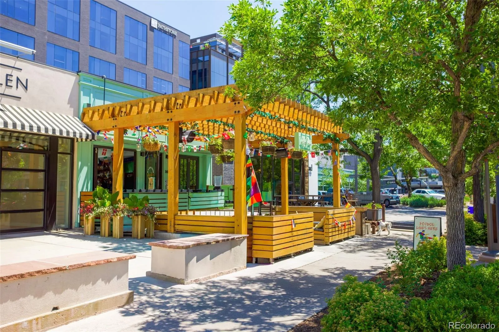 551 Detroit Street Denver CO 80206 | MLS #REC2823699 08222026044326 1600 17