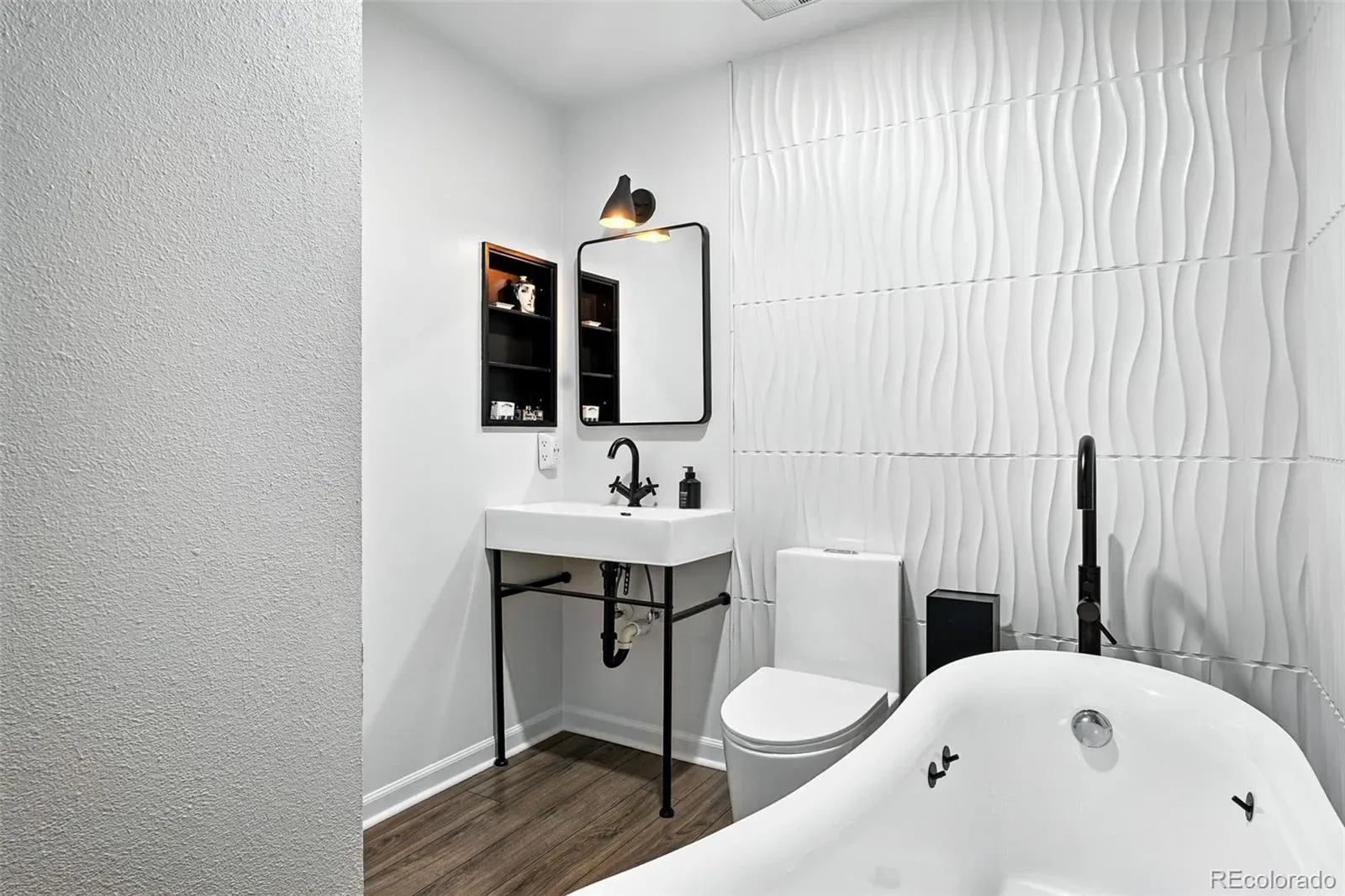 03302026205730 1600 17