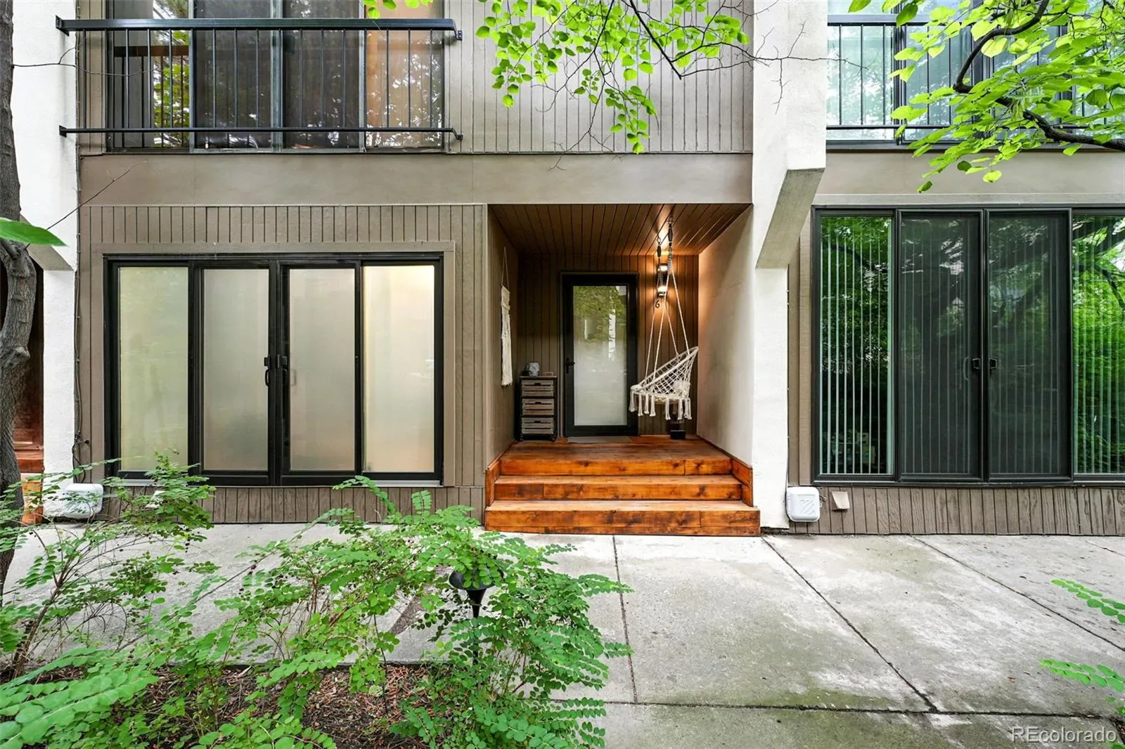 03302026205730 1600 30