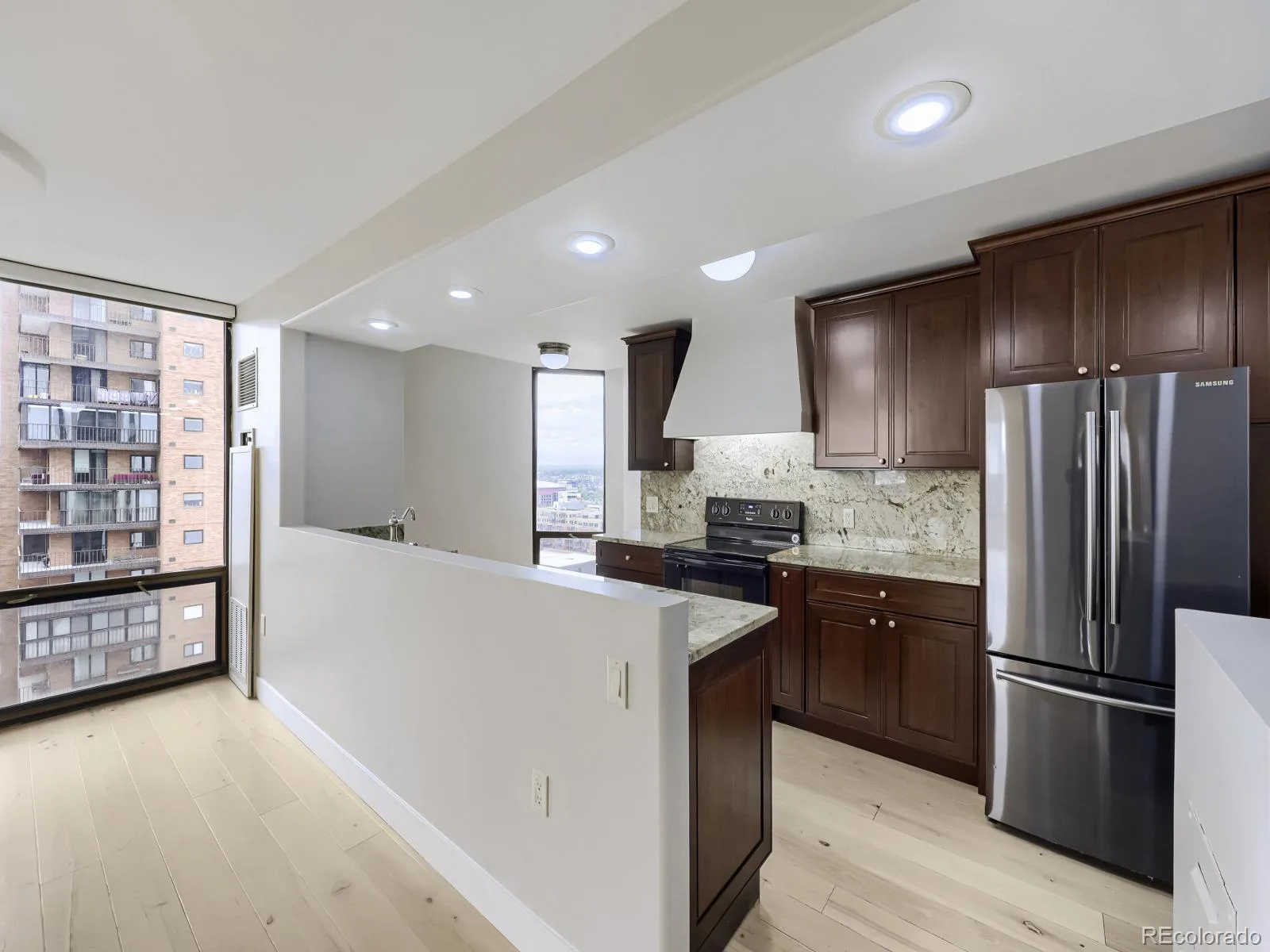1625 Larimer Street #2003 Denver CO 80202 MLS #REC2824645 05292026154101 1600 4