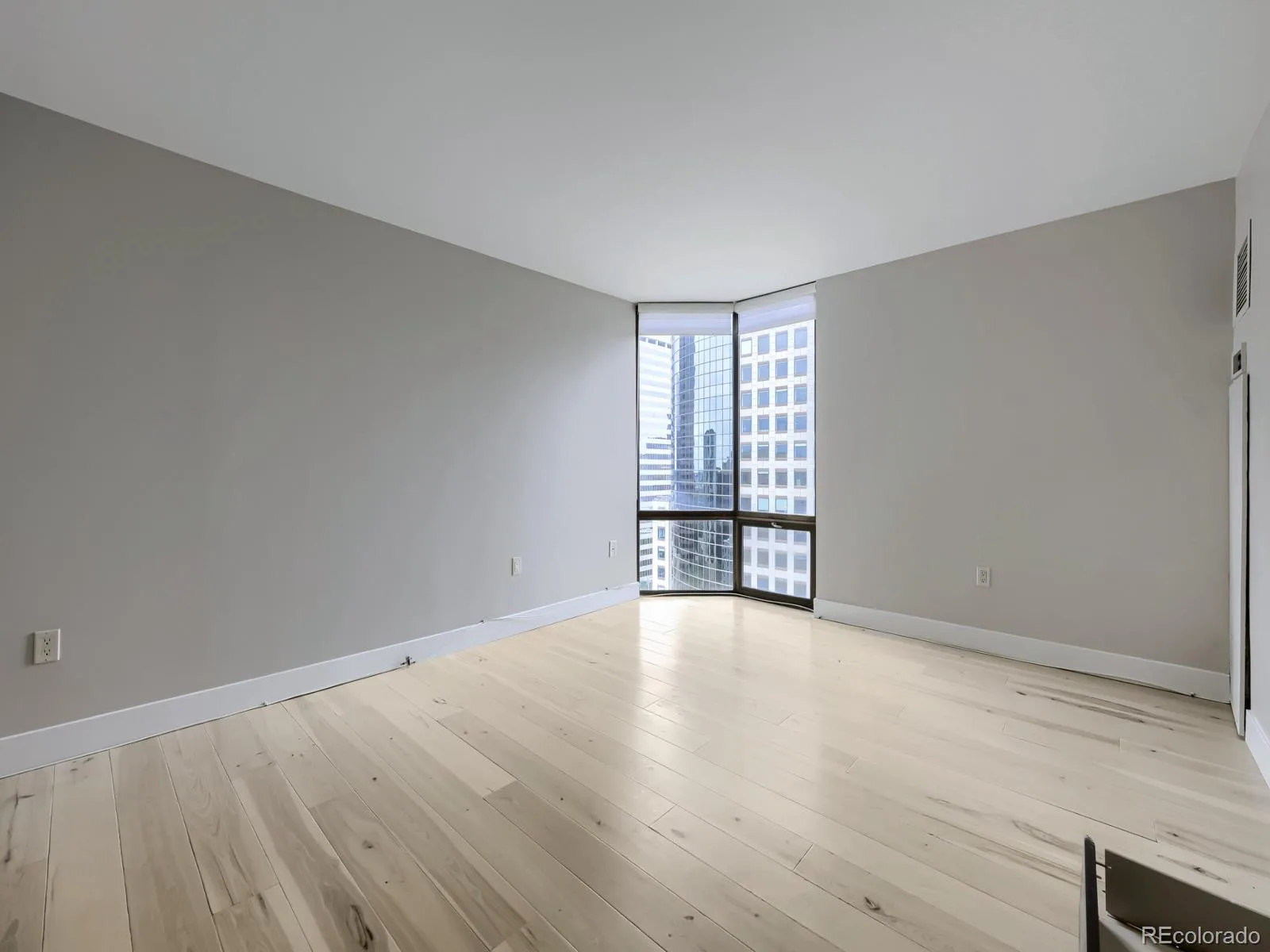 1625 Larimer Street #2003 Denver CO 80202 MLS #REC2824645 05292026154101 1600 9