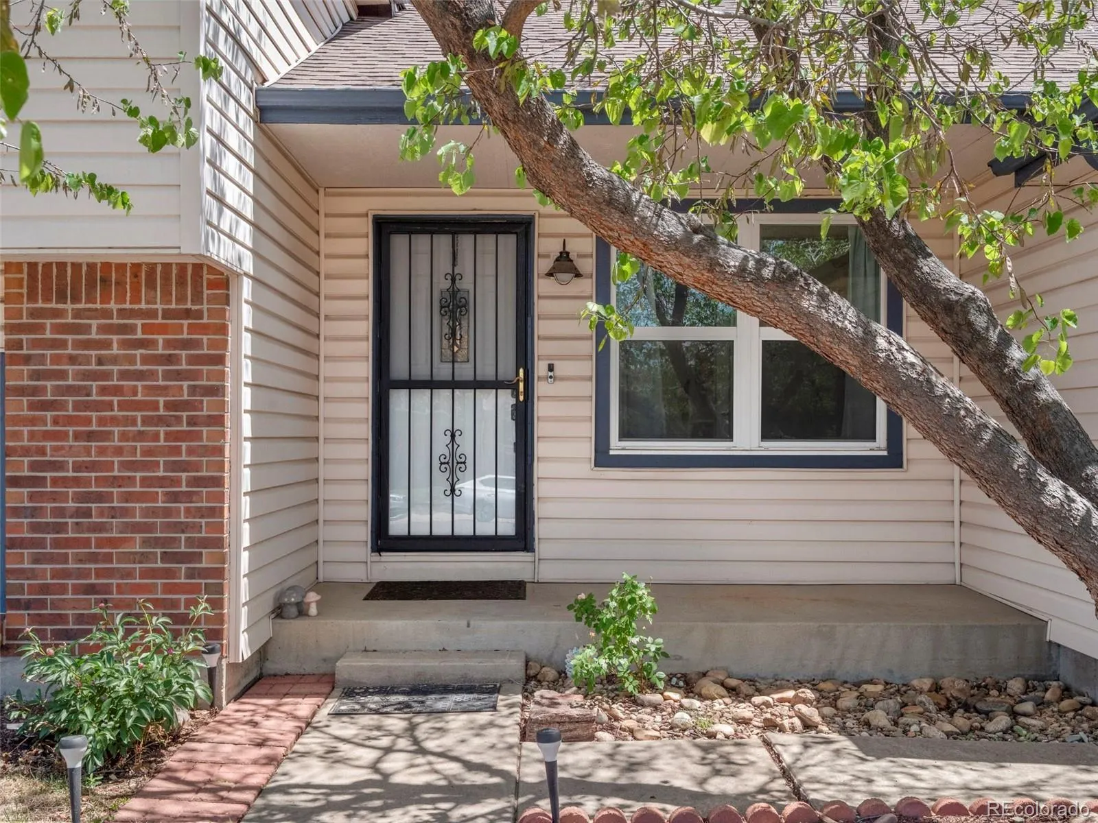 4594 Granby Way Denver CO 80239 MLS #REC2825677 05202026200246 1600 1