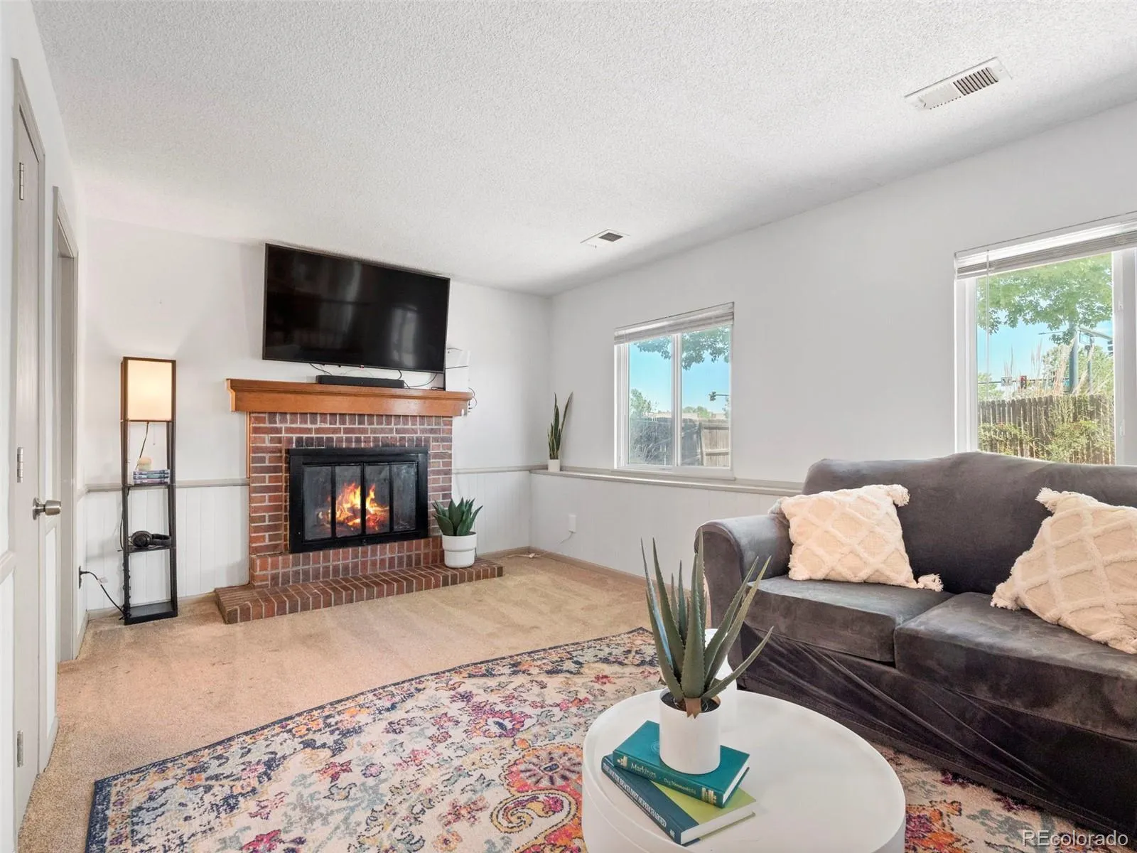 4594 Granby Way Denver CO 80239 MLS #REC2825677 05202026200246 1600 11