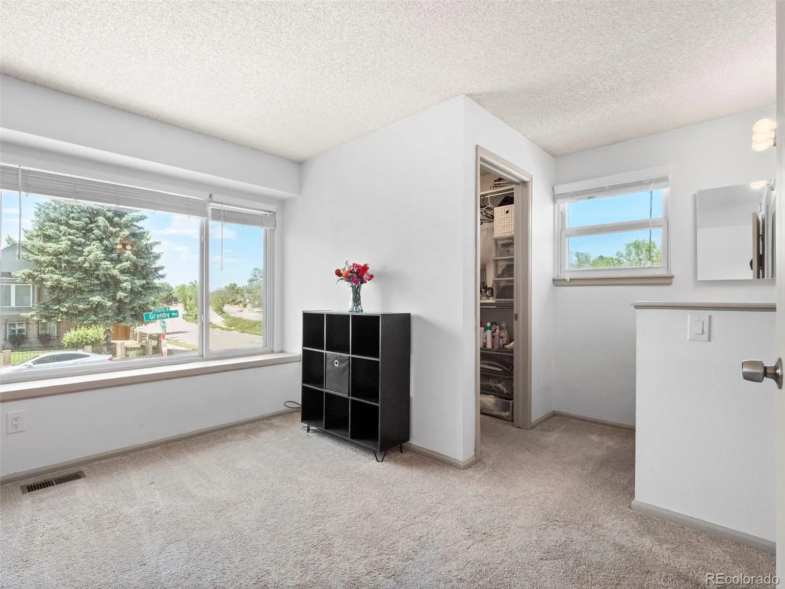 4594 Granby Way Denver CO 80239 MLS #REC2825677 05202026200246 1600 18