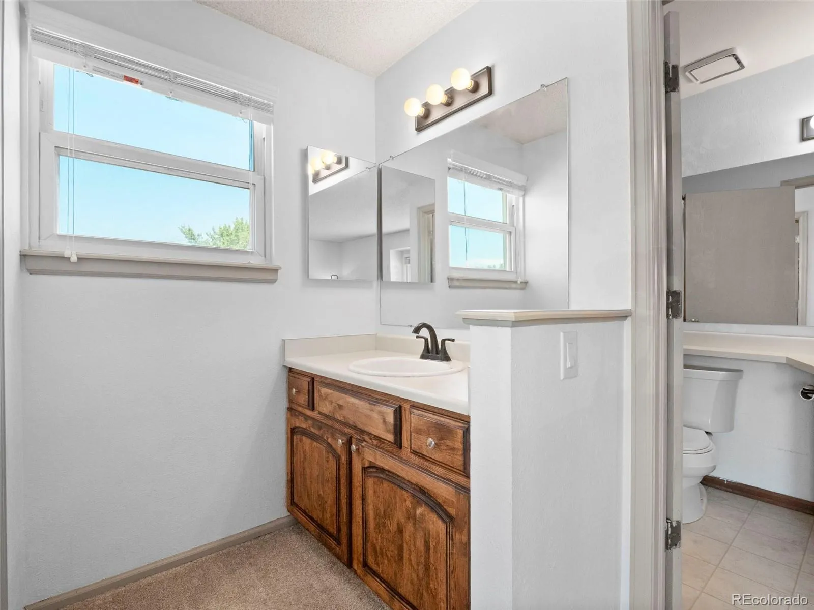 4594 Granby Way Denver CO 80239 MLS #REC2825677 05202026200246 1600 19