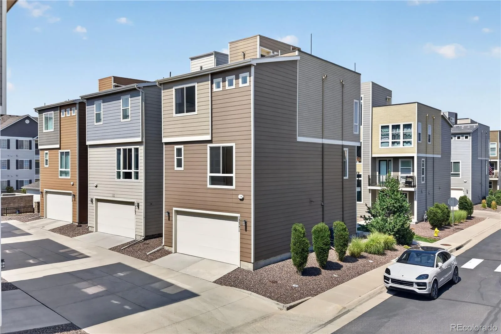 15771 E Broncos Place Englewood CO 80112 | MLS #REC2828129 08112026231701 1600 34