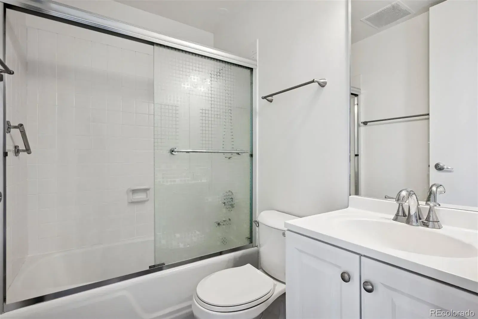 10282025035233 1600 15