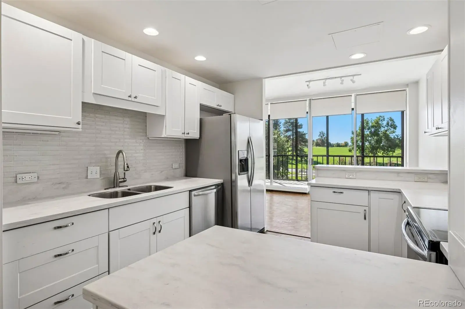 10282025035233 1600 7