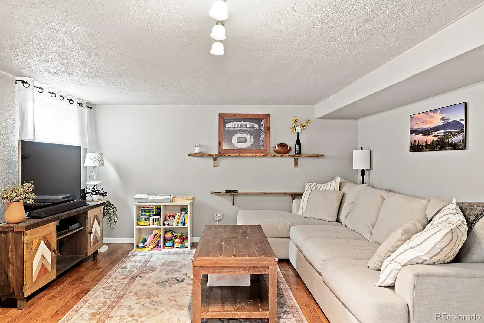 03062026074315 1600 21