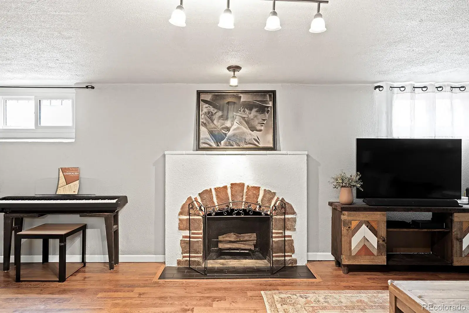 03062026074315 1600 22