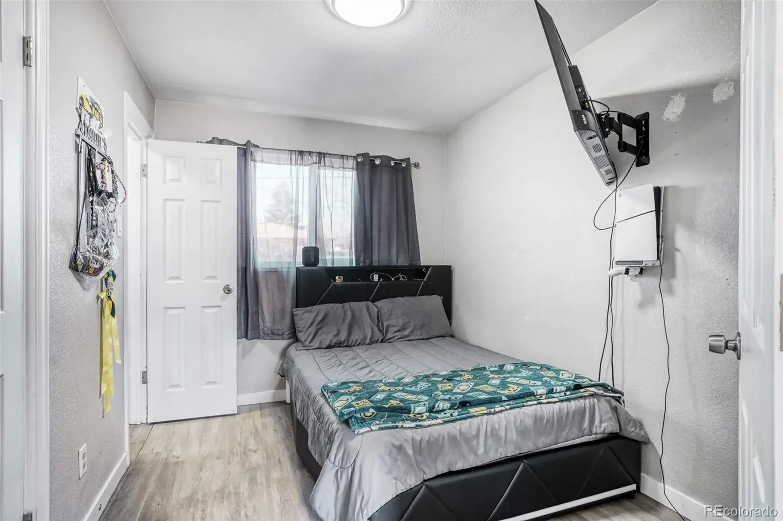 02202026220401 1600 12