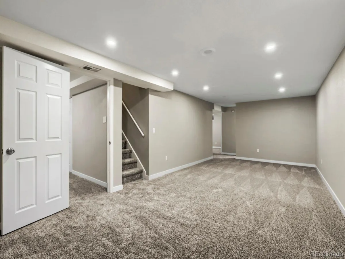 1545 S Chase Court Lakewood CO 80232 | MLS #REC2832252 08282026214521 1200 21