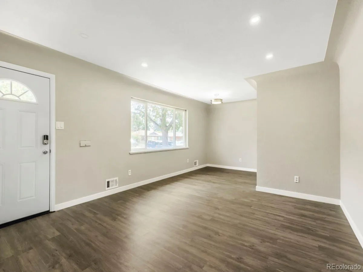1545 S Chase Court Lakewood CO 80232 | MLS #REC2832252 08282026214521 1200 6