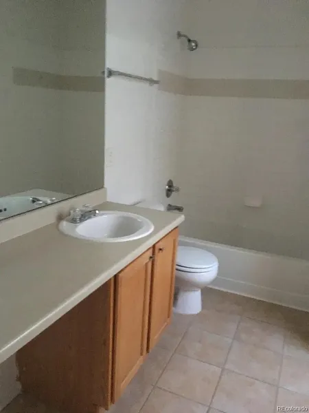 17235 E Arizona Drive Aurora CO 80017 MLS #REC2833146 05062026192642 800 13