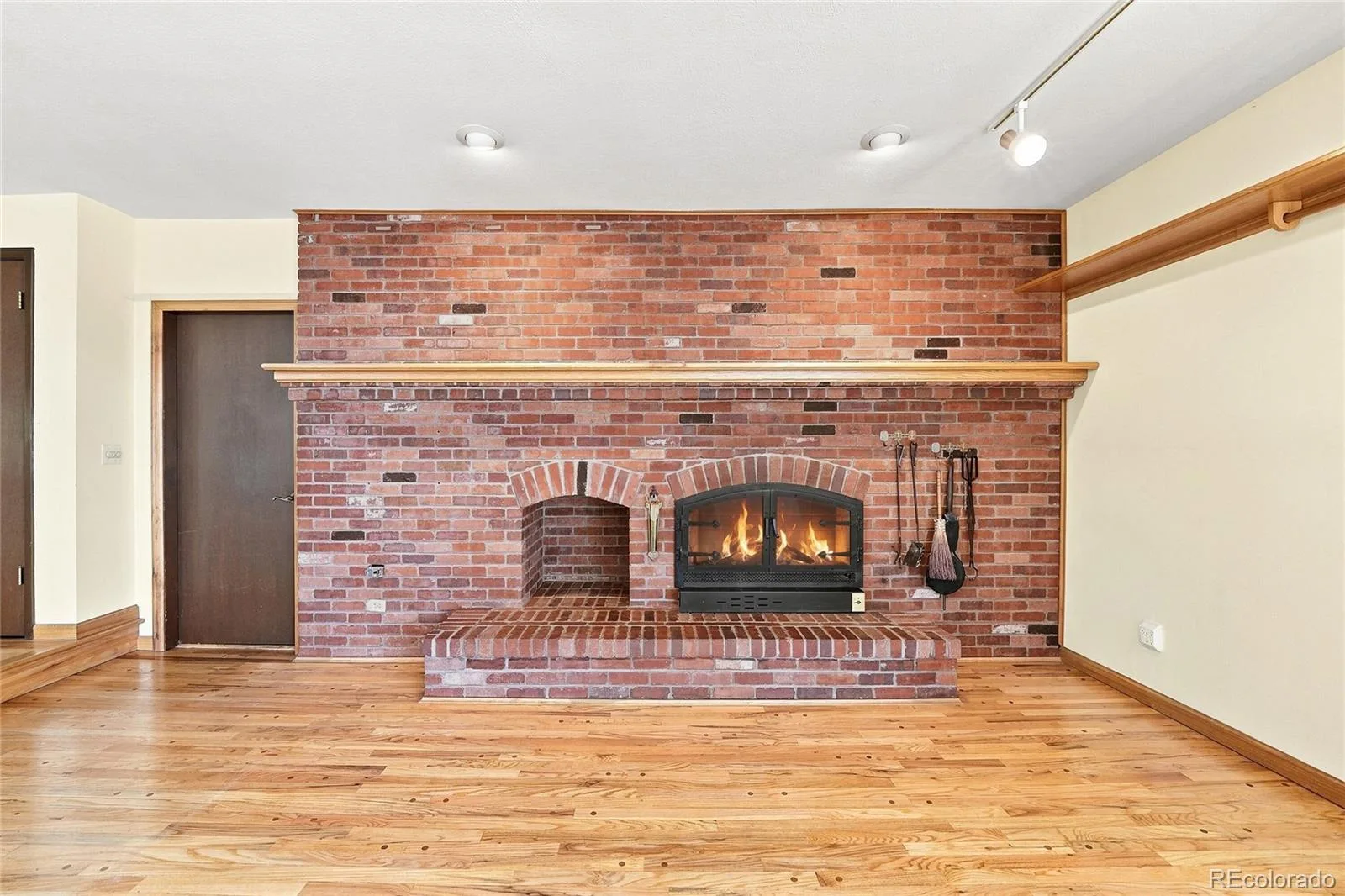 1460 S Macon Street Aurora CO 80012 | MLS #REC2834515 09232026084554 1600 20