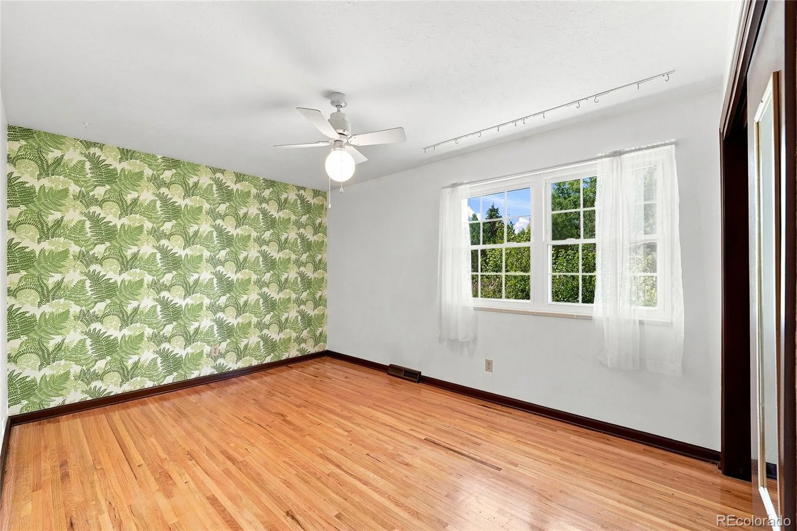 1460 S Macon Street Aurora CO 80012 | MLS #REC2834515 09232026084554 1600 30