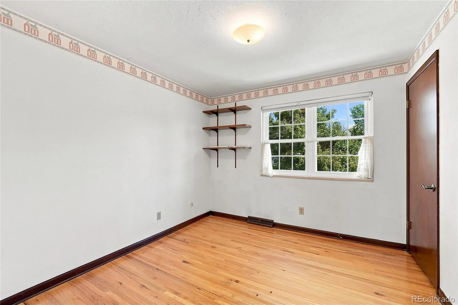 1460 S Macon Street Aurora CO 80012 | MLS #REC2834515 09232026084554 1600 32